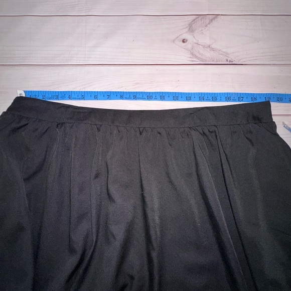 Harry Potter Black & Gold Wand Print Skirt | Women’s Size 2 ✨ - Picture 6 of 9